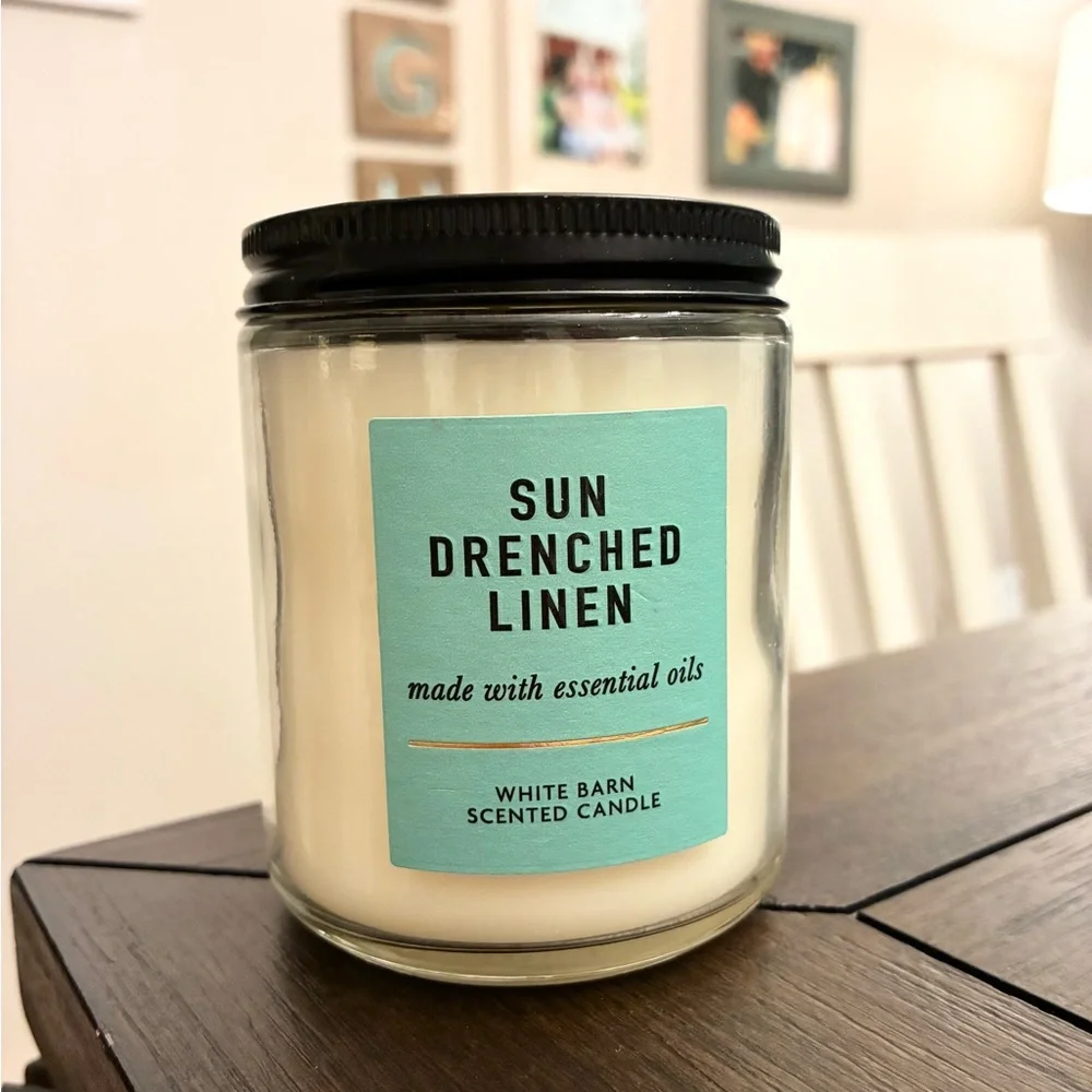 White‎ Barn 7oz Candle Sun Drenched Linen
